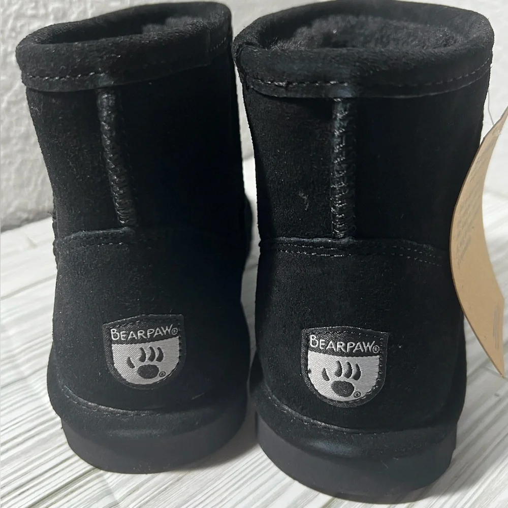 Bearpaw Alyssa Girl’s Suede‎ Winter Boots black size 4 youth waterproof